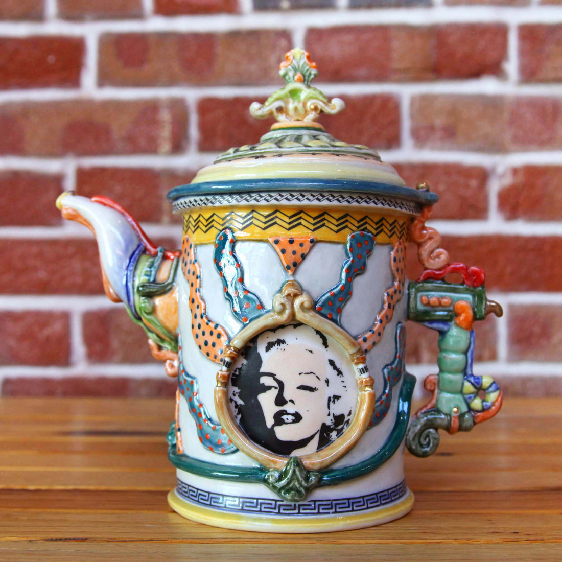 Ron Carlson - Small Marilyn T-Pot