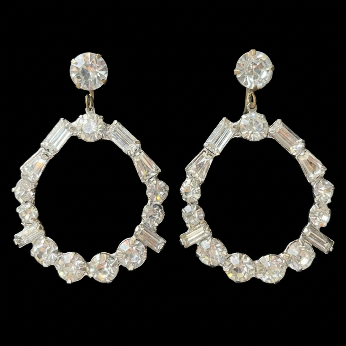 Vintage Crystal Circle Screw-on Earrings