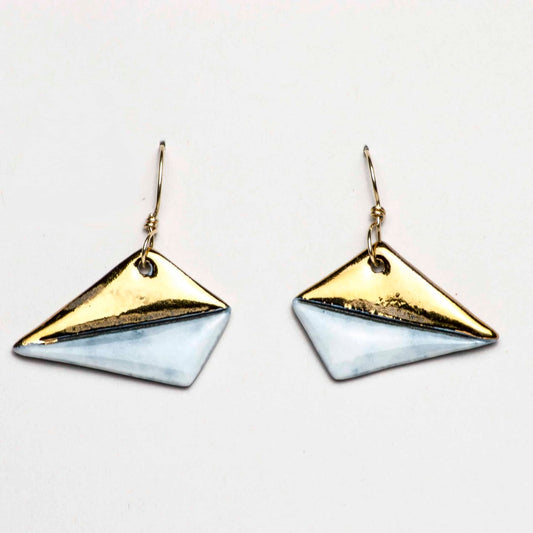 Porcelain Dangle Earring with Gold Luster (gold, white)