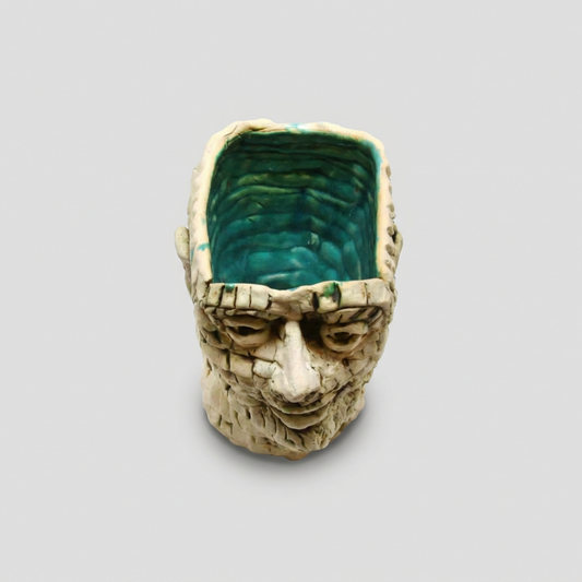 Oliver Face Cup