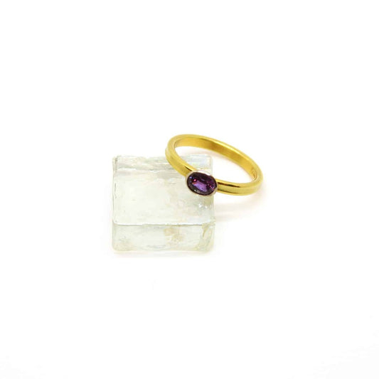 18k Gold Textured Stacking Ring with Sapphire