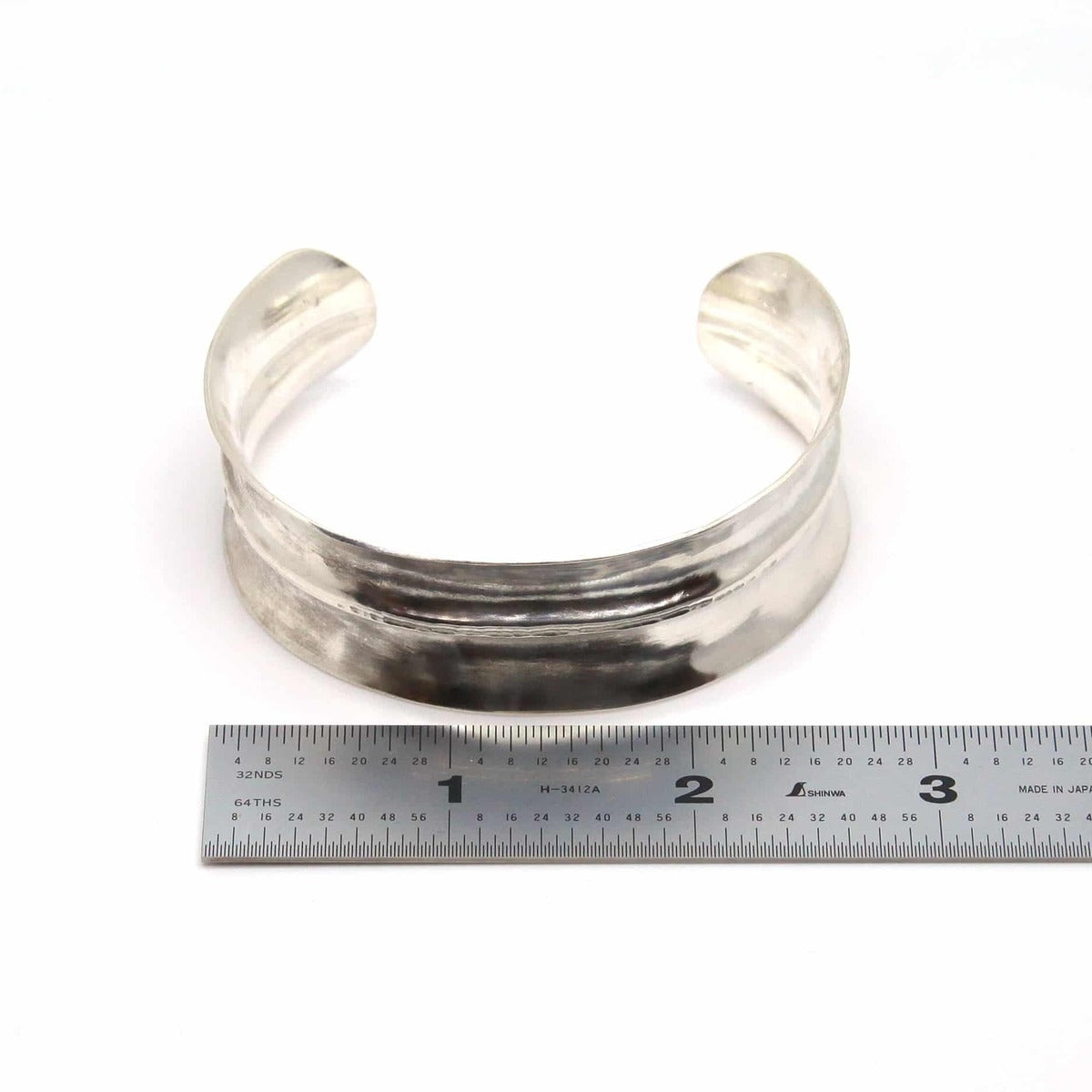 Stippled Ridge Silver Cuff